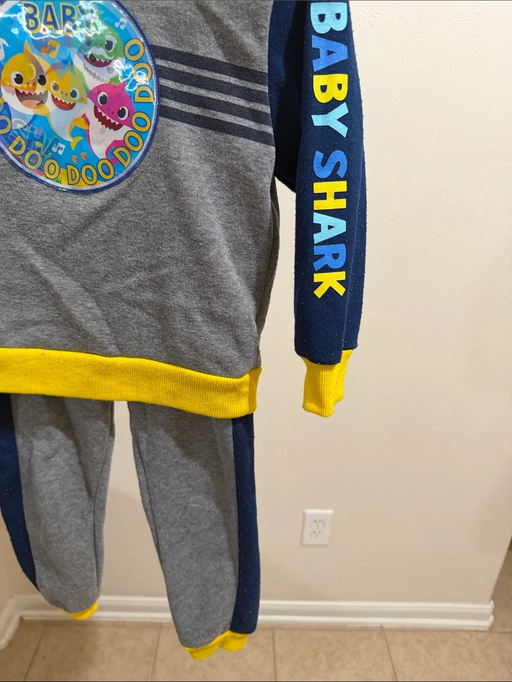 2 size 4T boys jogger sets Jurassic Park & Baby Shark themed